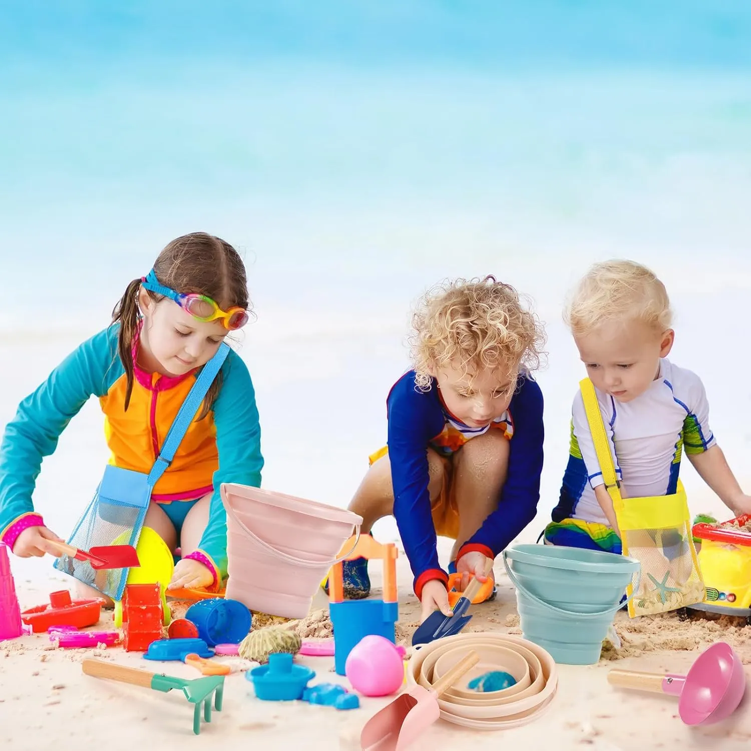 18 Pcs Collapsible Beach Toys Collapsible Sand Bucket Seashell Bags Beach Tools Metal Garden Tools Cylinder Spoon Fork Rake Flat and Pointed Shovel(3 Colors,Morandi)