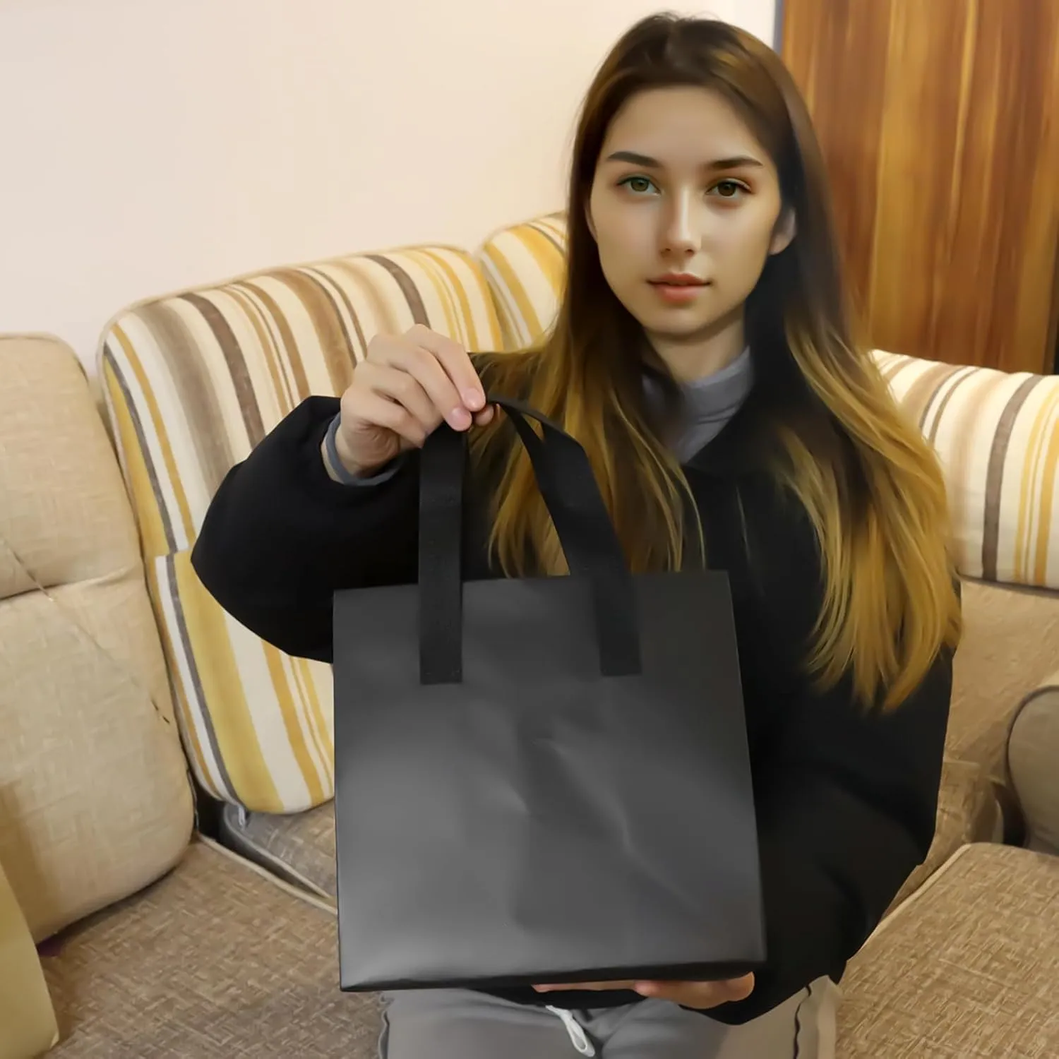 20Pcs Insulated Take Away Bags Disposable Cooler Bag Thermal Lunch Grocery Take Out Bags for Coffee Milk Tea Hot Cold Drink Fresh Food Delivery (Black, White)