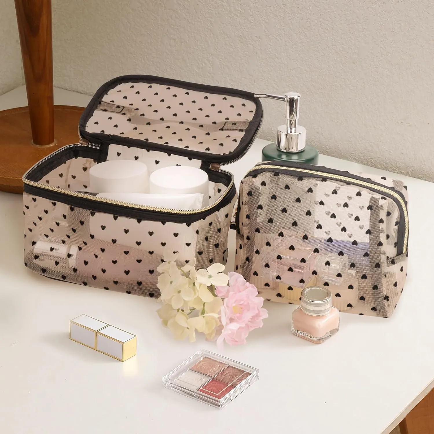 5 Pieces Mesh Makeup Bags, Portable Heart Print Mesh Cosmetic Bag with Zipper, Travel Toiletry Bag for Home Office Travel Accessories (Beige)