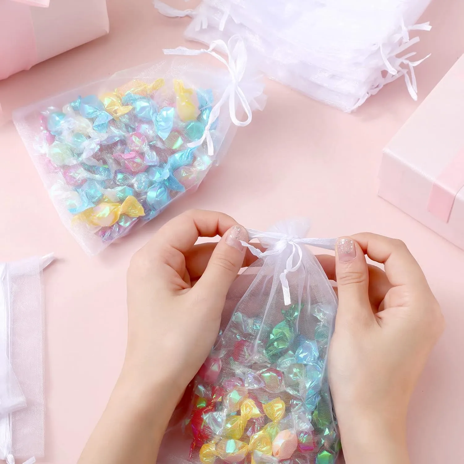 500 Pcs Organza Gift Bags Jewelry Small Mesh Drawstring Sachet Wedding Favor Bracelet Bags for Packaging Jewelry Pouches Small Gifts(5 x 7 Inch,White)