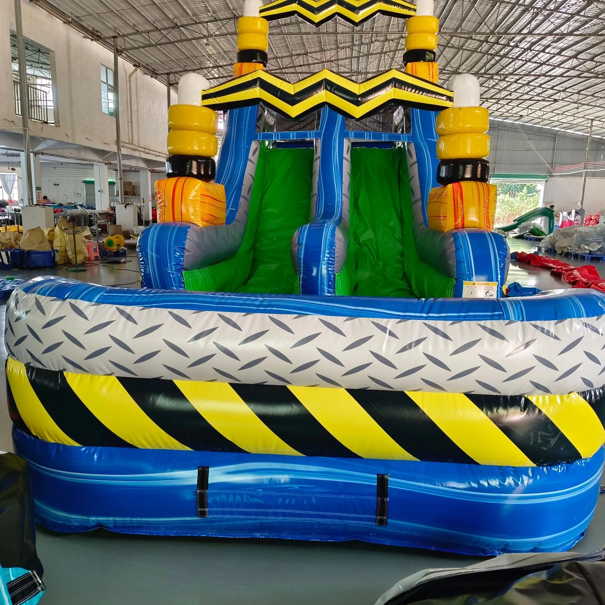 92ft Radioactive Run 3-Piece Wet/Dry Inflatable Obstacle Course