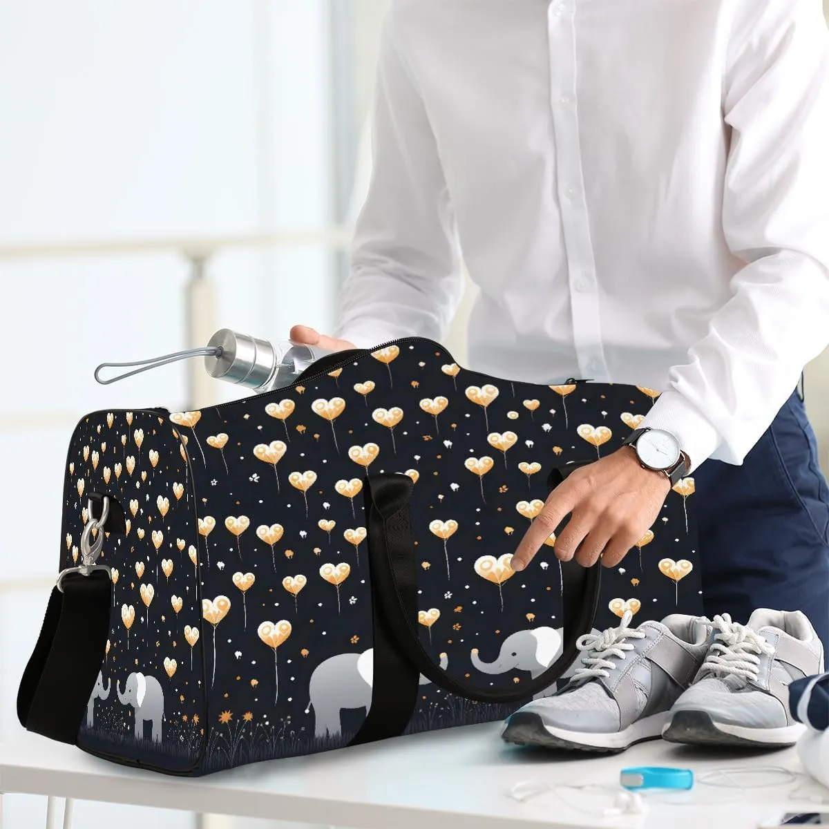 Animal Elephant Love Travel Duffel Bag for Women Men Small Sport Gym Bag Waterproof Weekender Overnight Lightweight Carry on Foldable Gym Bag for Training Swim Yoga Traveling Handbag