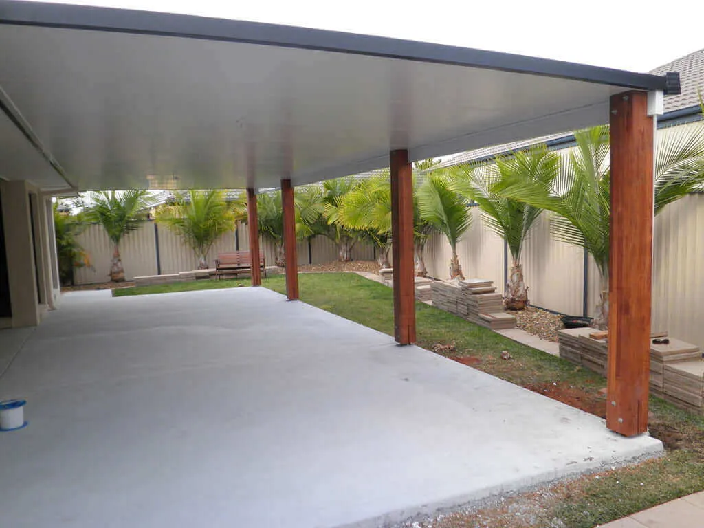 Attached Insulated Patio/Carport Masonry/Brick/Concrete Wall 6 x 6.8m