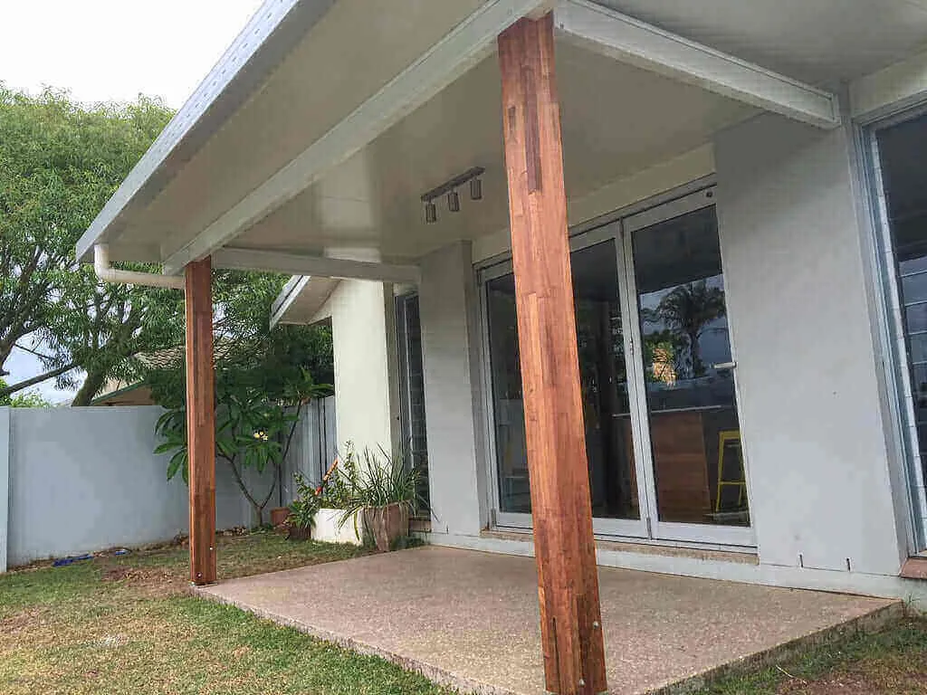 Attached Insulated Patio/Carport Masonry/Brick/Concrete Wall 7 x 2.7m