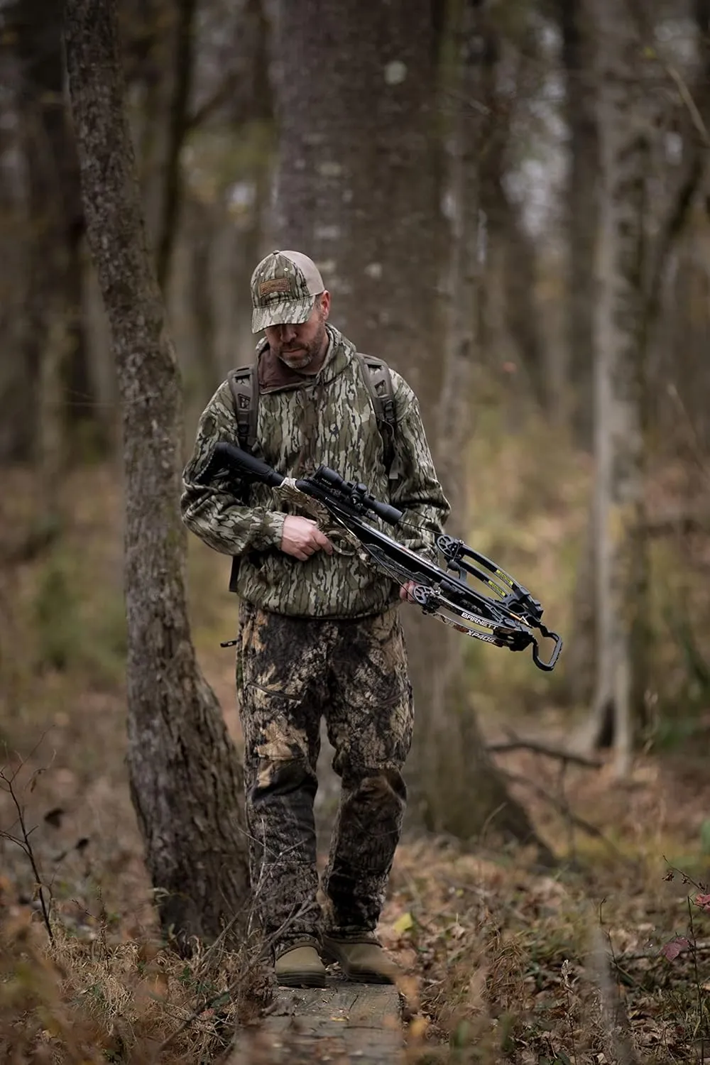 Barnett Archery Hyper XP 405 Crossbow with Two Hyperflite 22" Arrows, Illuminated 4X32mm Scope, and Rope Cocking Device, and Lightweight Side Mount Quiver