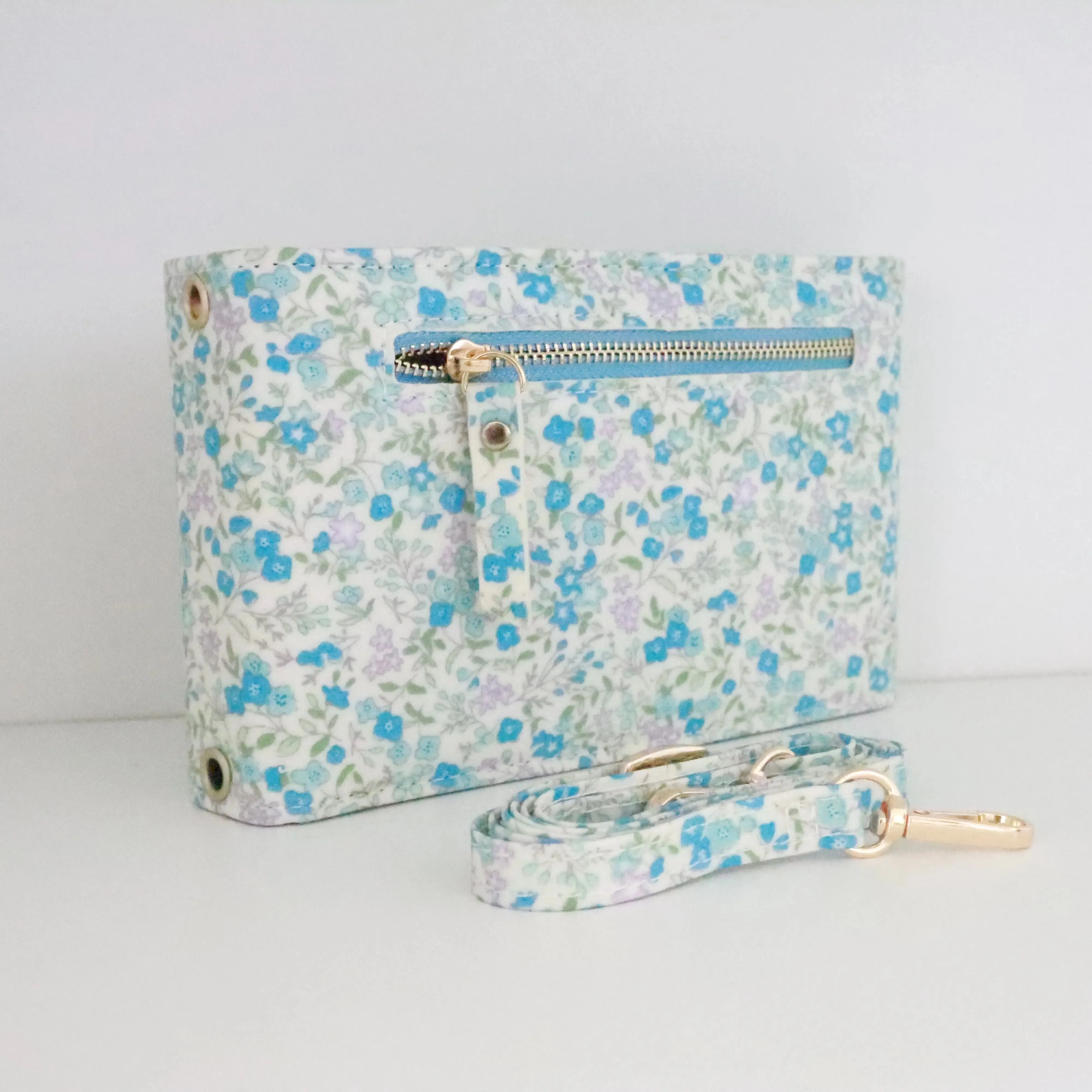 Cartera bandolera Waterproof Uva Bags Garden