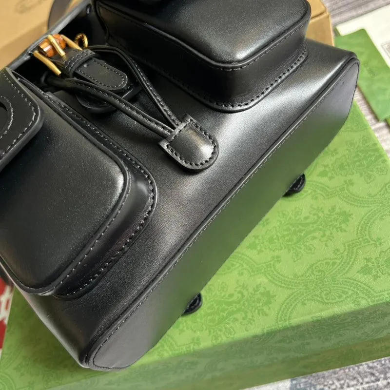 Charm - GG Bags - 689