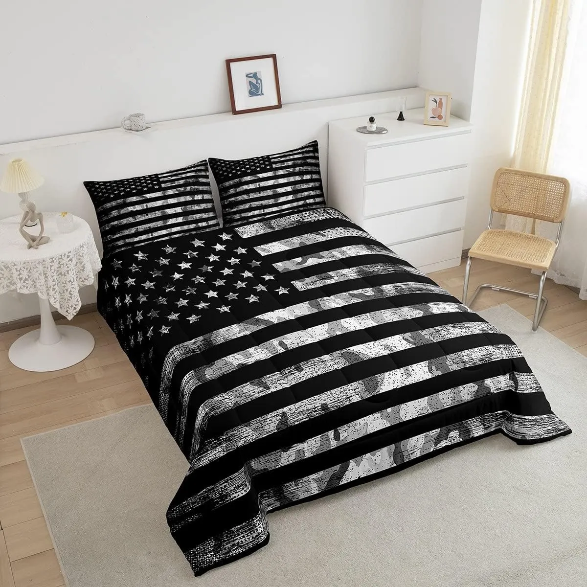 Erosebridal Camo Queen Comforter Set,Boys Camo Black Bedding Set for Teen Boy,Camouflage American Flag Quilt Inner Fill for All Season,Grunge USA Flag Down Comforter with 2 Pillowcases,Warm