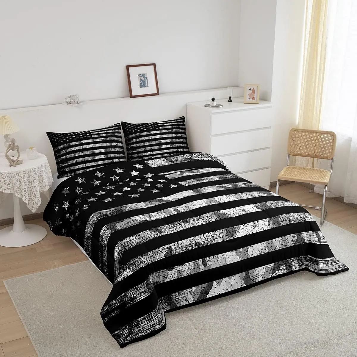 Erosebridal Camo Queen Comforter Set,Boys Camo Black Bedding Set for Teen Boy,Camouflage American Flag Quilt Inner Fill for All Season,Grunge USA Flag Down Comforter with 2 Pillowcases,Warm