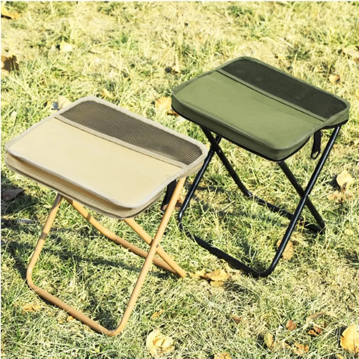 Foldable Backpack Stool/Mountaineering and Hiking Portable Stool - Lightweight Camping Chair, Collapsible Fishing Seat for Outdoor, BBQ, Travel ，Ultra Lightweight Lounge (Black Small)