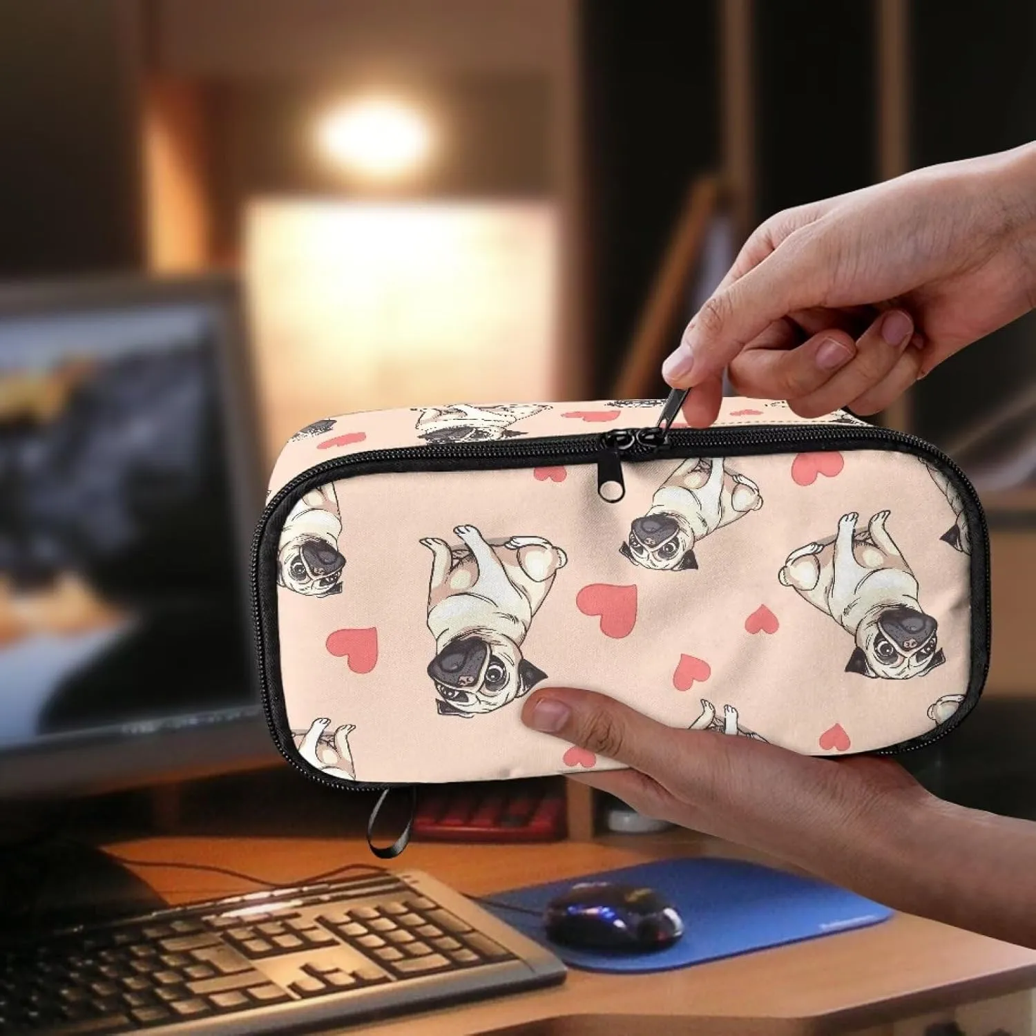 Gomyblomy Hearts Pugs Pencil Case for Kids Girls Women Cute Pen Organizer Pencil Holder Box High Capacity Stationery Storage Bags with Pen Slots Zipper Makeup Bags for Travel School