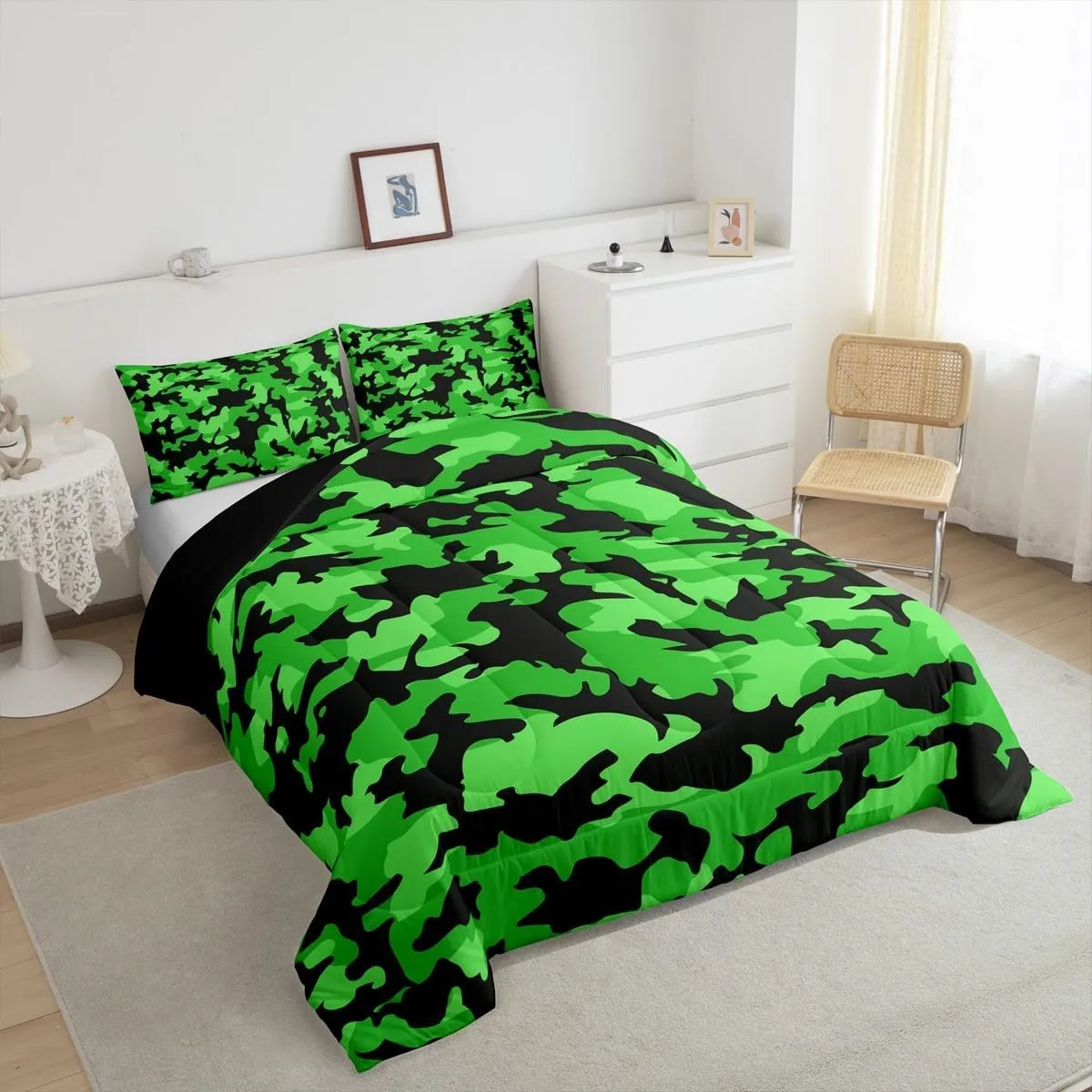 Green Camouflage Bedding Set Full Size Army Camo Geometric Comforter Set for Young Man Teens Room Decor Irregular Tie Dye Down Comforter Cool Military Style Quilt Set with 2 Pillowcases