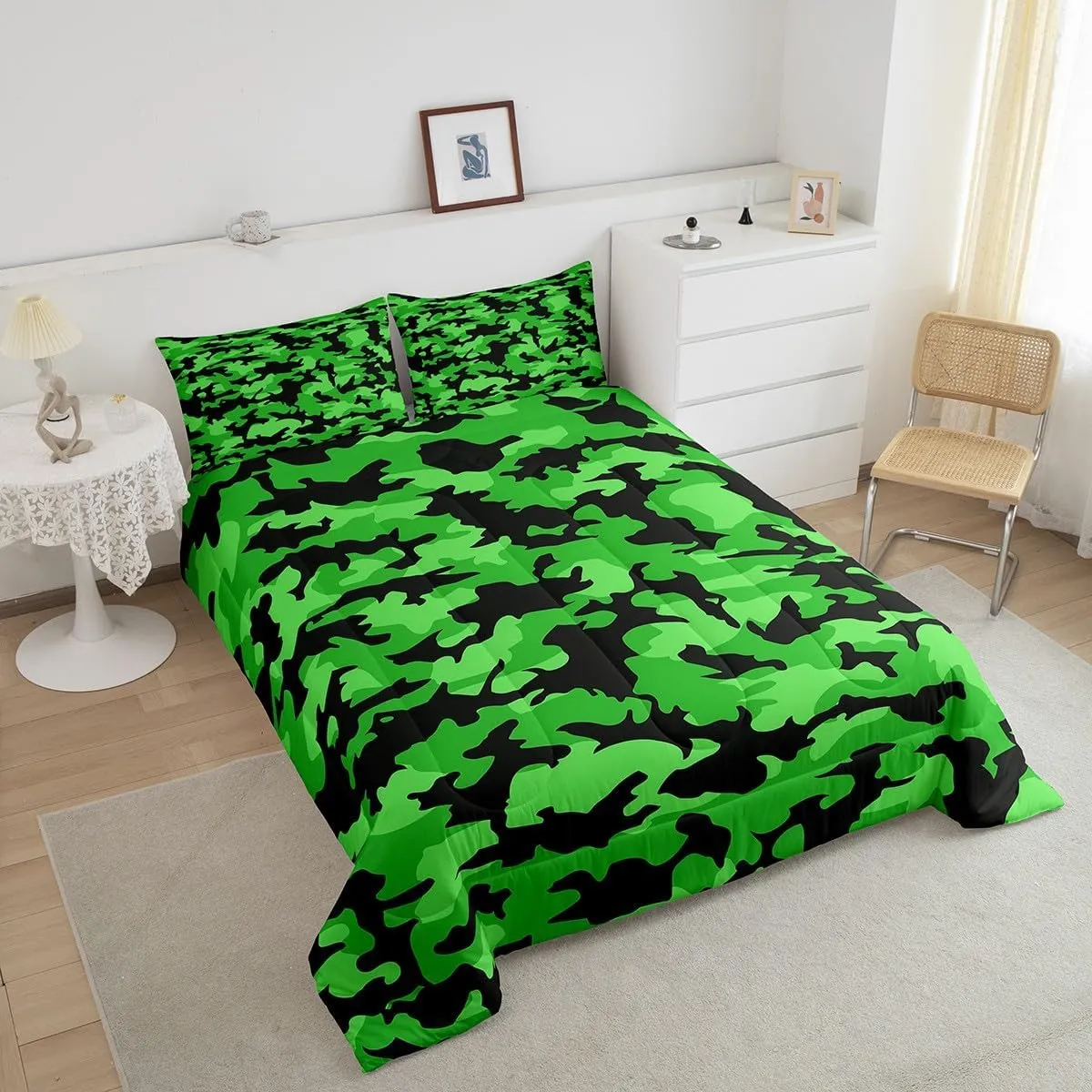 Green Camouflage Bedding Set Full Size Army Camo Geometric Comforter Set for Young Man Teens Room Decor Irregular Tie Dye Down Comforter Cool Military Style Quilt Set with 2 Pillowcases