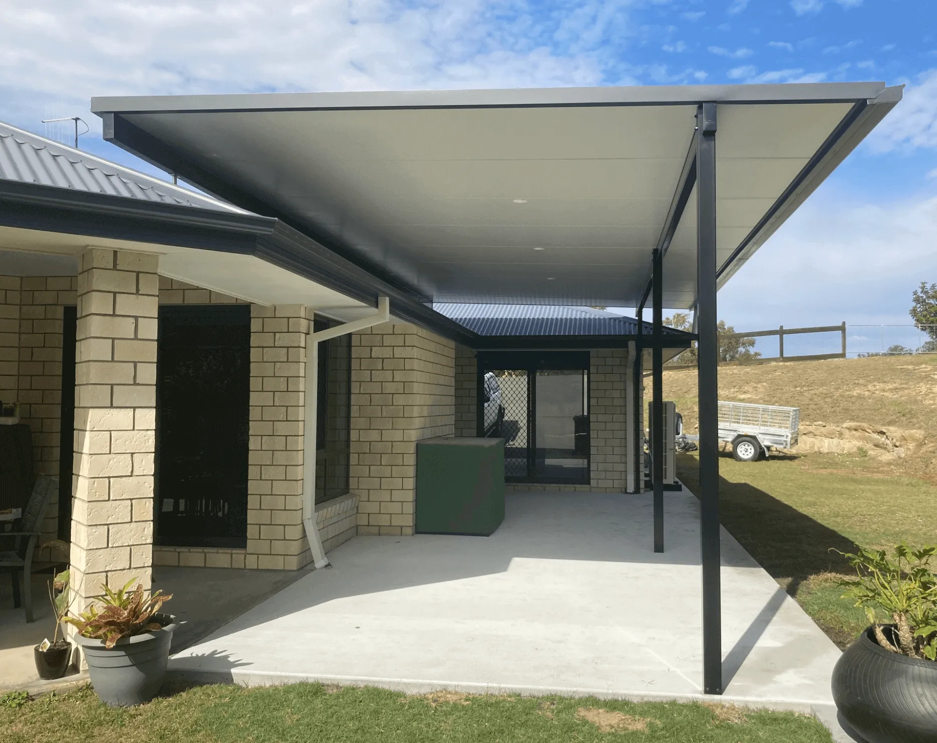 Insulated Patio/Carport Flyover 11 x 6.8m