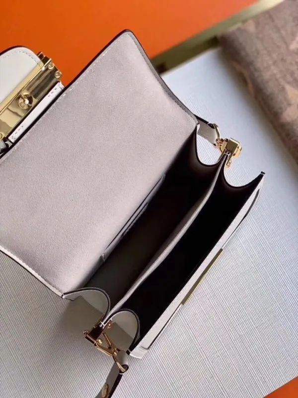 LOV2 Bags - Fashion Bags  1154