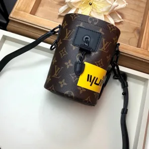 LOV2 Bags - Fashion Bags  1994