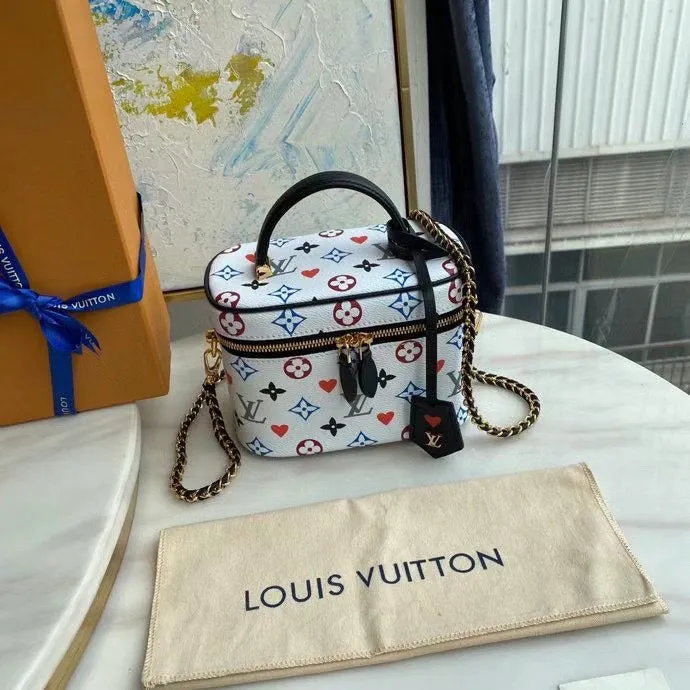LOV2 Bags - Fashion Bags  2498