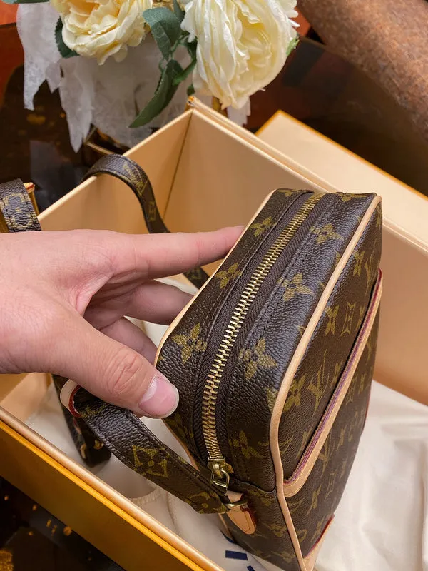 LOV2 Bags - Fashion Bags  2601