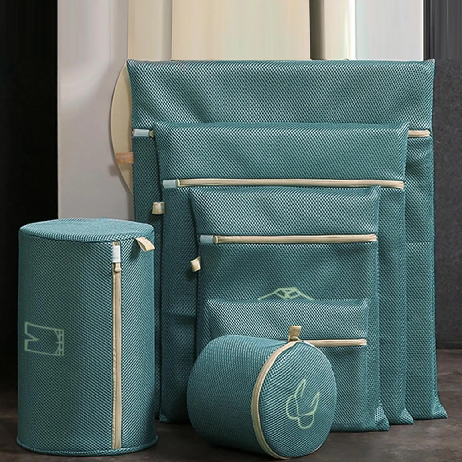 Mesh Laundry Bag, Strong Permeable Mesh Bags, with Zipper Delicate Mesh Laundry Washing Bags (Style a)