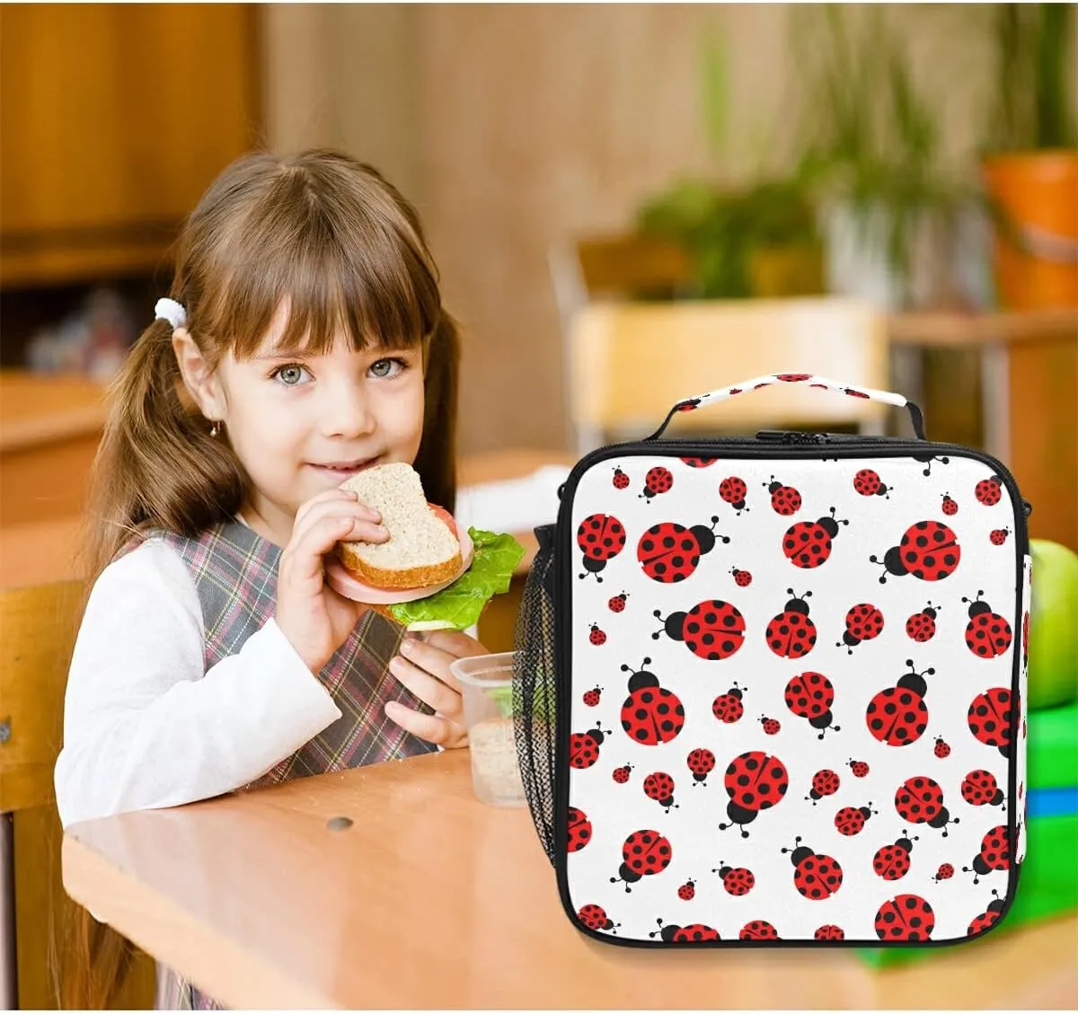 MNSRUU Lunch Bags for Boys Girls, Cute Red Ladybug Reusable Insulated Lunch Box Thermal Meal Tote Kit, Lunch Cooler Bag Organizer with Adjustable Shoulder Strap