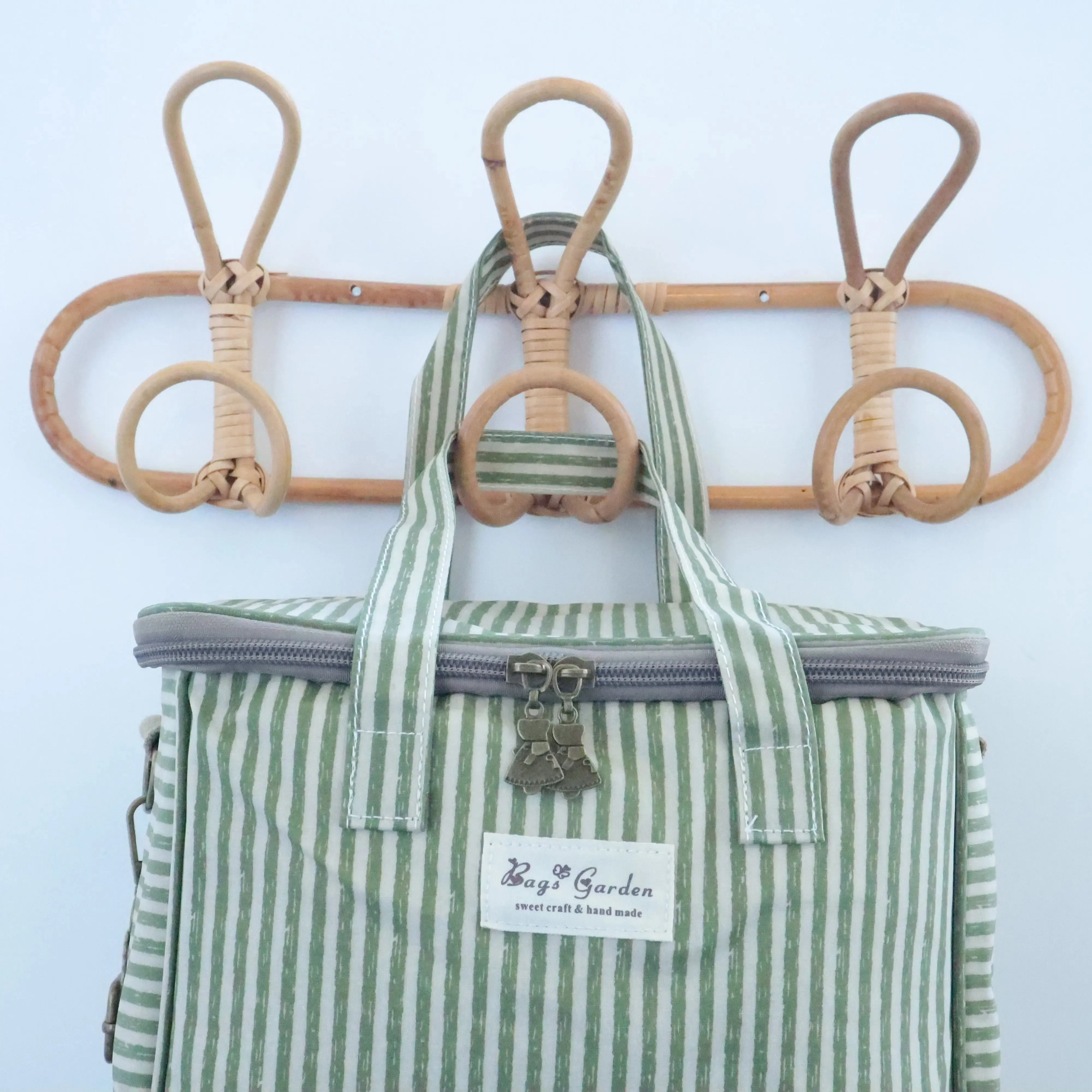 Neverita waterproof cuadrada Rayas Verde Bags Garden