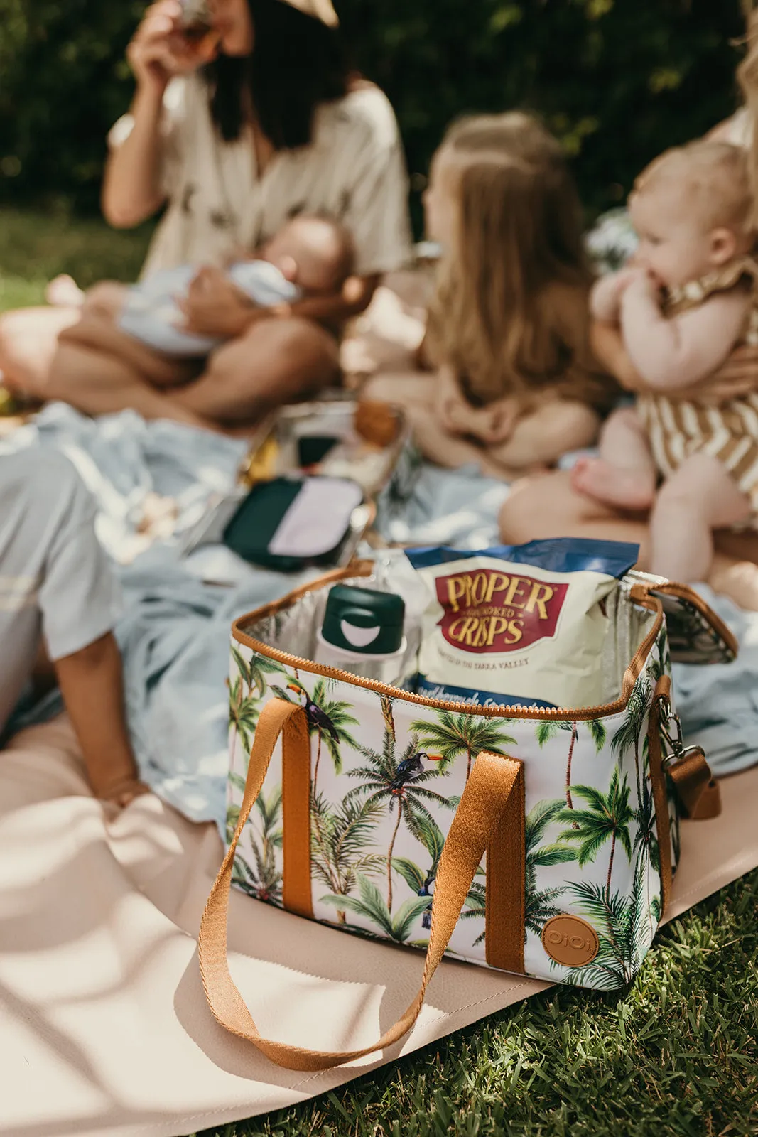 OiOi MAXI Insulated Lunch Bag - Tropical