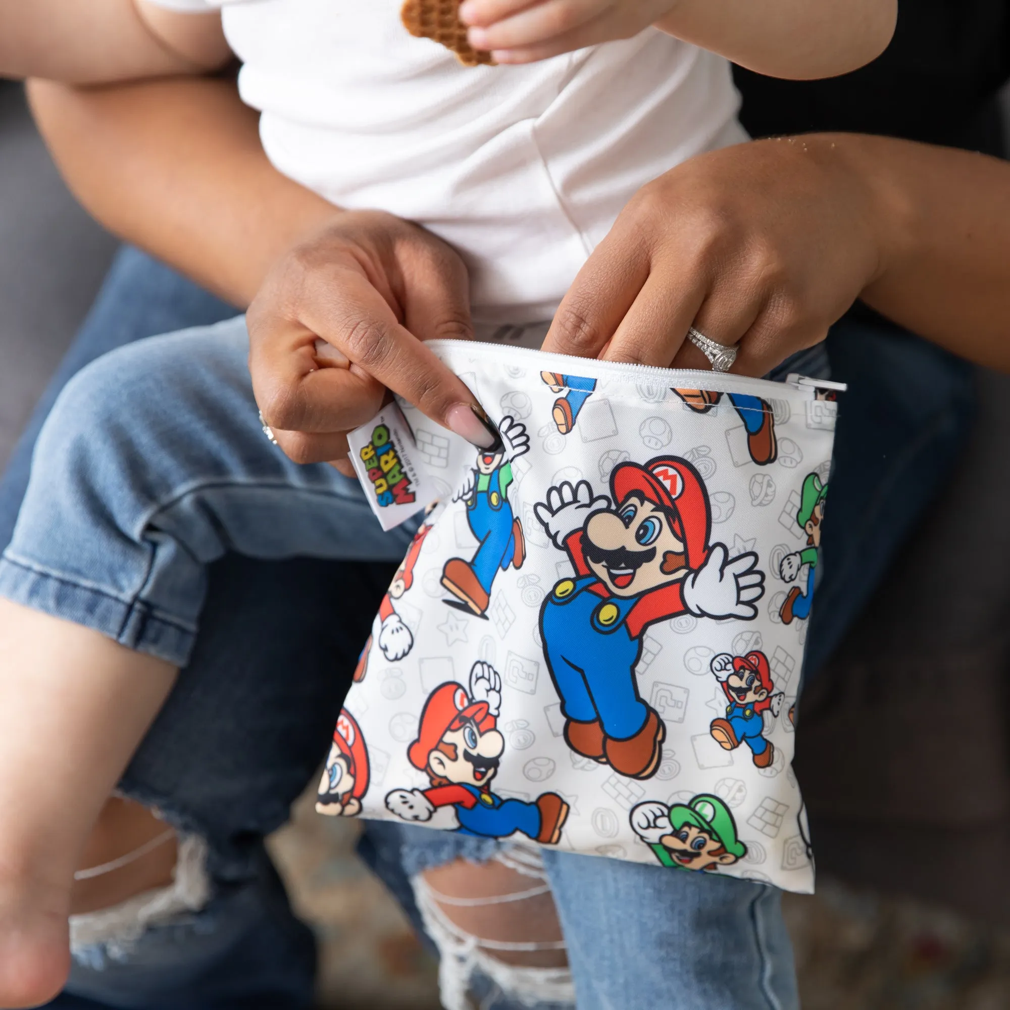 Reusable Snack Bag, Large: Super Mario™ & Luigi