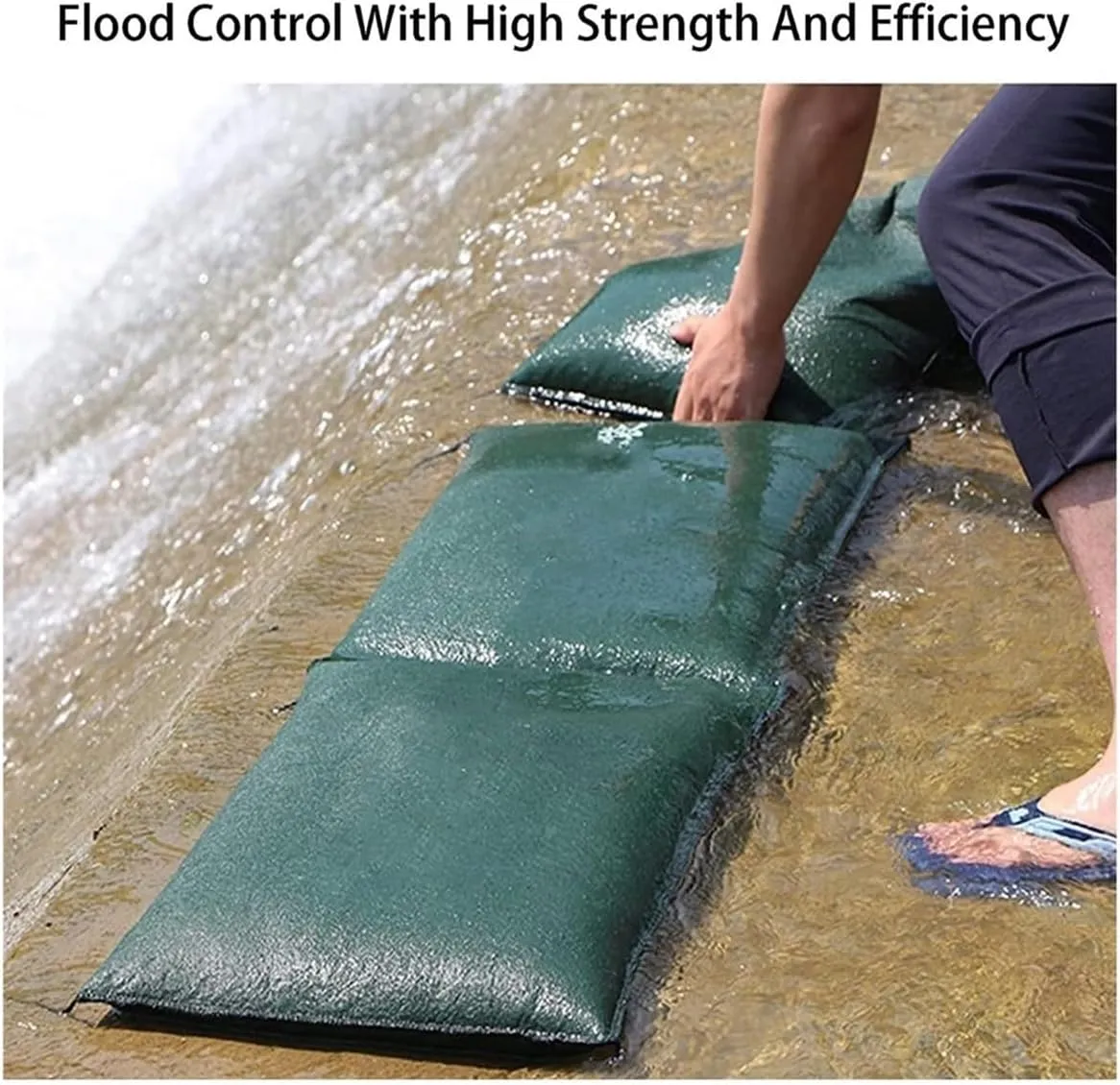 Self Inflatable Barrier Flood Reusable Sandless Sand Bags Flood Barrier Bag Self Absorbent Garage Water Barrier Bags for Flood Control