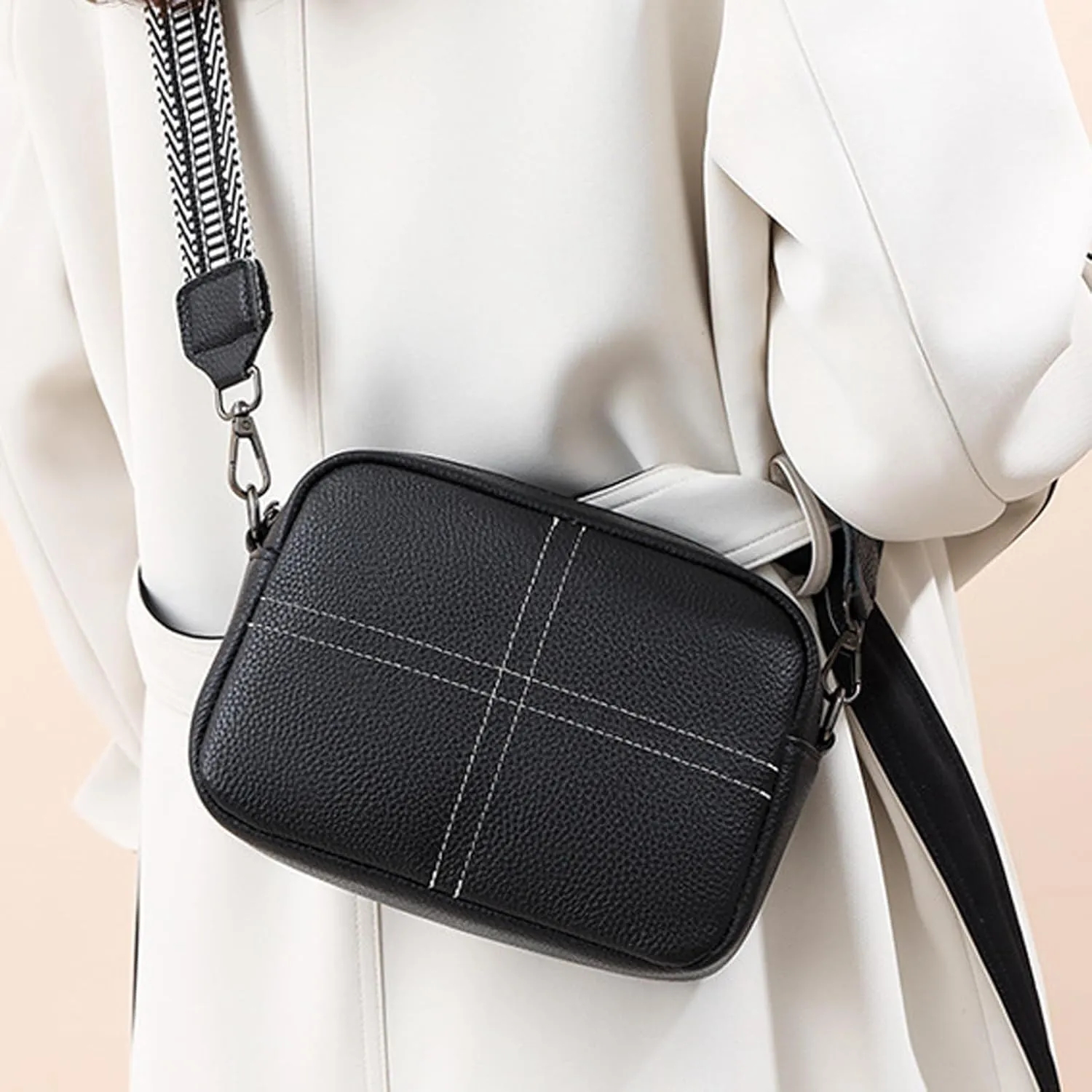 Small Square Bag Soft Crossbody Leather Bag Spring Model Female Shoulder Bags Camera Shoulder Bags (Black, 20CM)