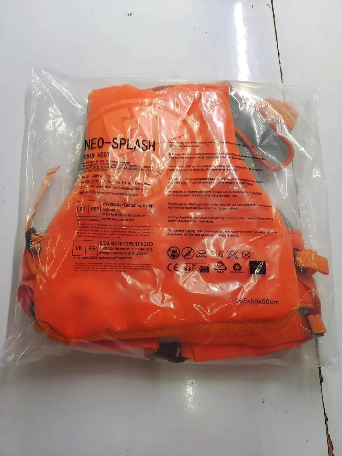 Swim Vest with Adjustable Safety Straps for Adults
