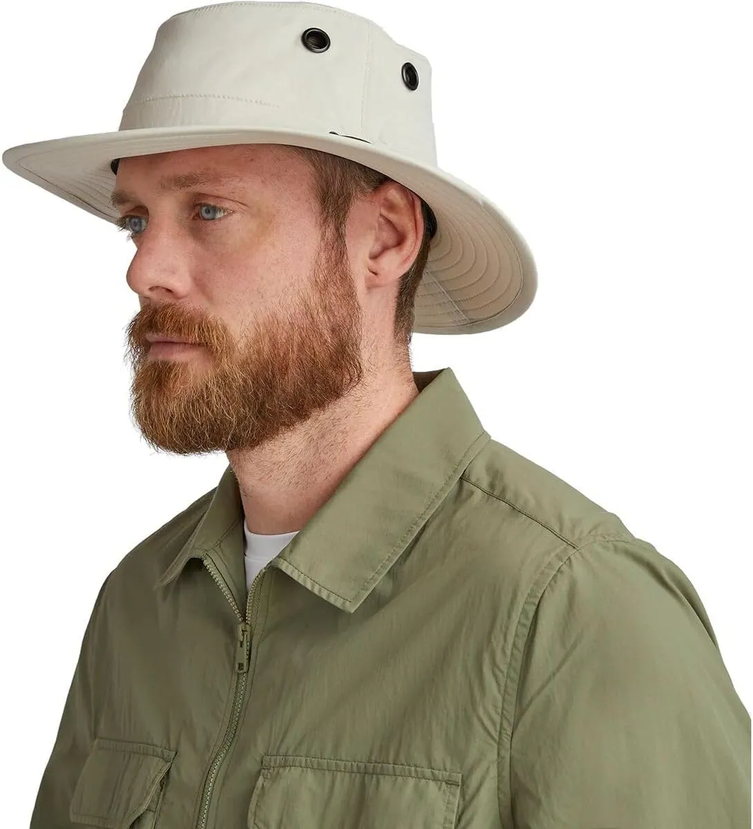 Tilley Ultralight T5 Classic Hat – Quick Dry, Lightweight, Stretch Fit, Packable & Travel-Ready, Sun Hat for All-Day Comfort