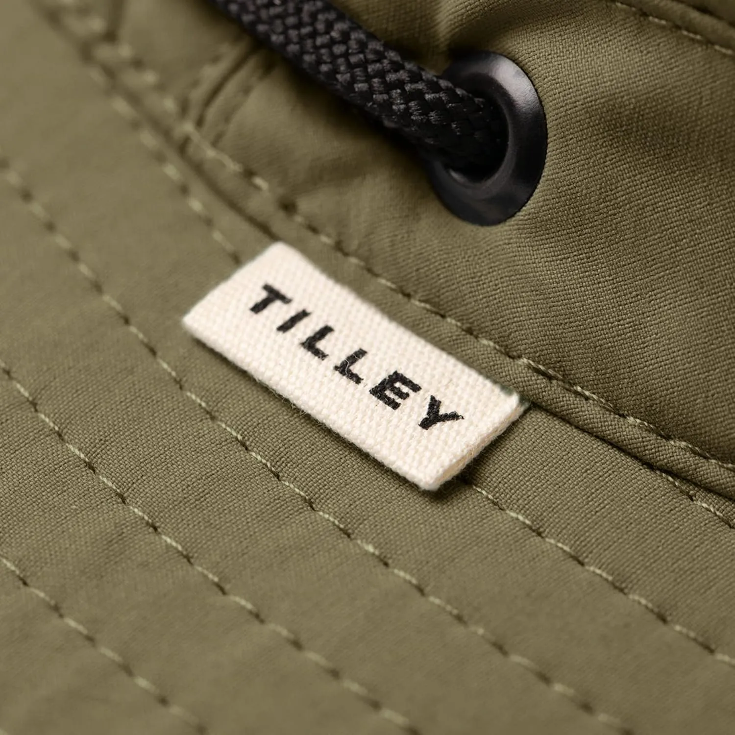 Tilley Ultralight T5 Classic Hat – Quick Dry, Lightweight, Stretch Fit, Packable & Travel-Ready, Sun Hat for All-Day Comfort