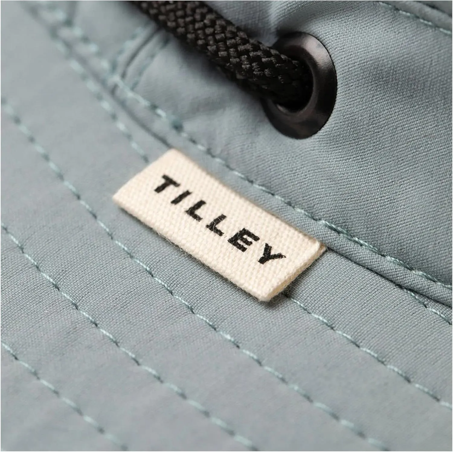 Tilley Ultralight T5 Classic Hat – Quick Dry, Lightweight, Stretch Fit, Packable & Travel-Ready, Sun Hat for All-Day Comfort