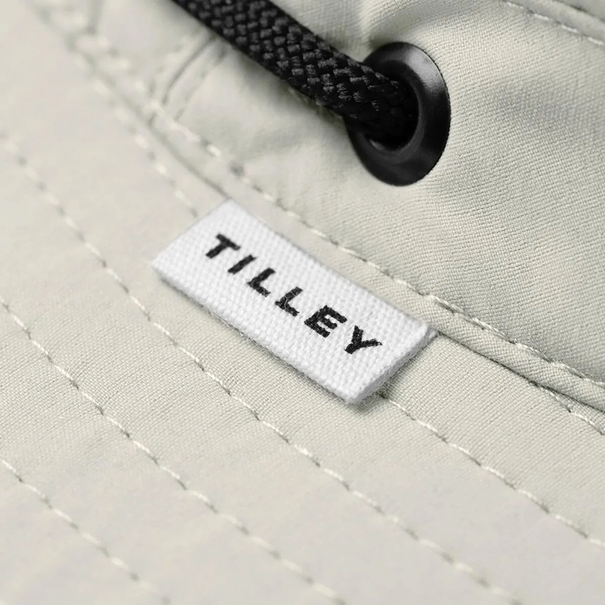 Tilley Ultralight T5 Classic Hat – Quick Dry, Lightweight, Stretch Fit, Packable & Travel-Ready, Sun Hat for All-Day Comfort