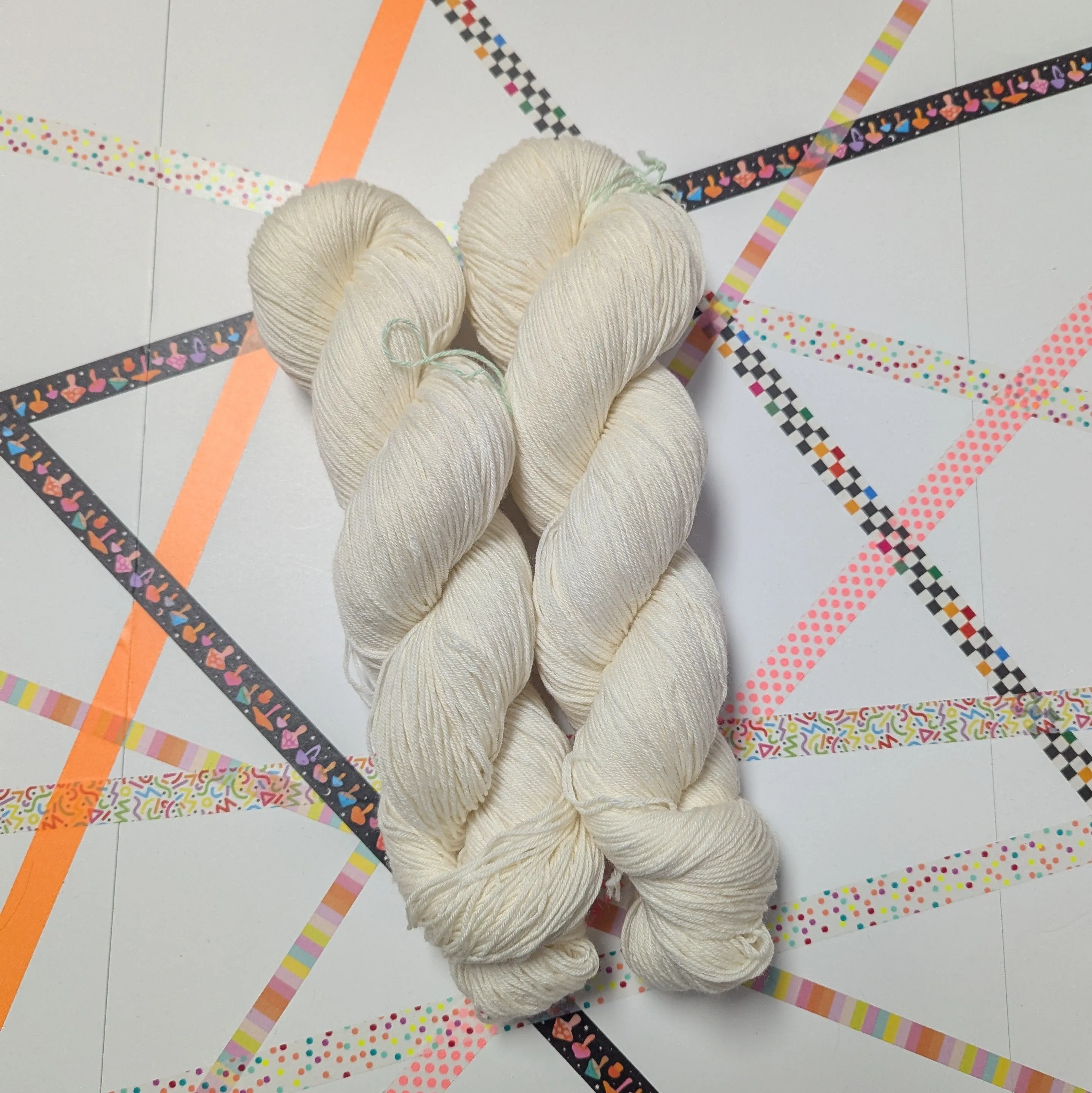 Undyed Yarn (Unopened Packages of 10 Skeins or 25 Mini Skeins)