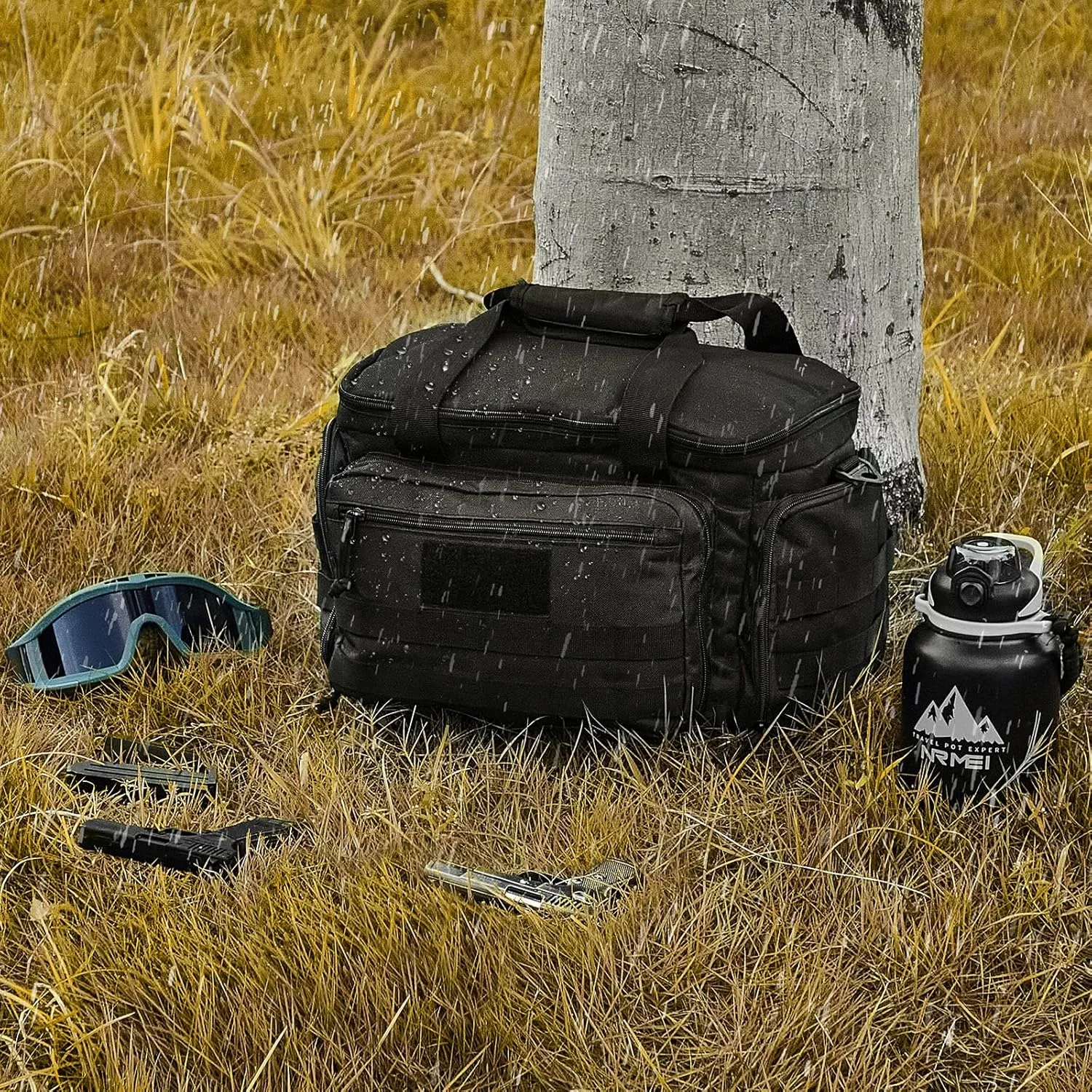 VEVOR Range Pack for 4  Pistols, Tactical Gun Range Bag with 3 Detachable Dividers & 6 Magazines, Firearm Shooting Handgun Bag for Outdoor Hunting Shooting Pistol Bag with Single Shoulder Strip, Black